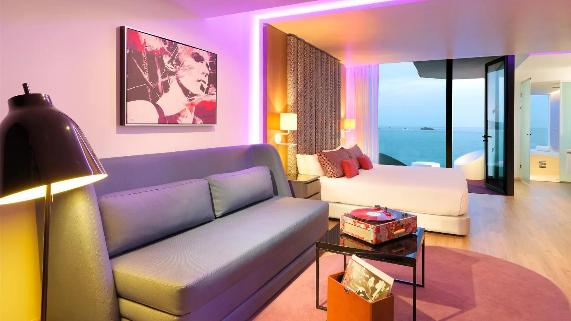 Hard Rock Hotel Ibiza Platja d'en Bossa 5*,  Spanien